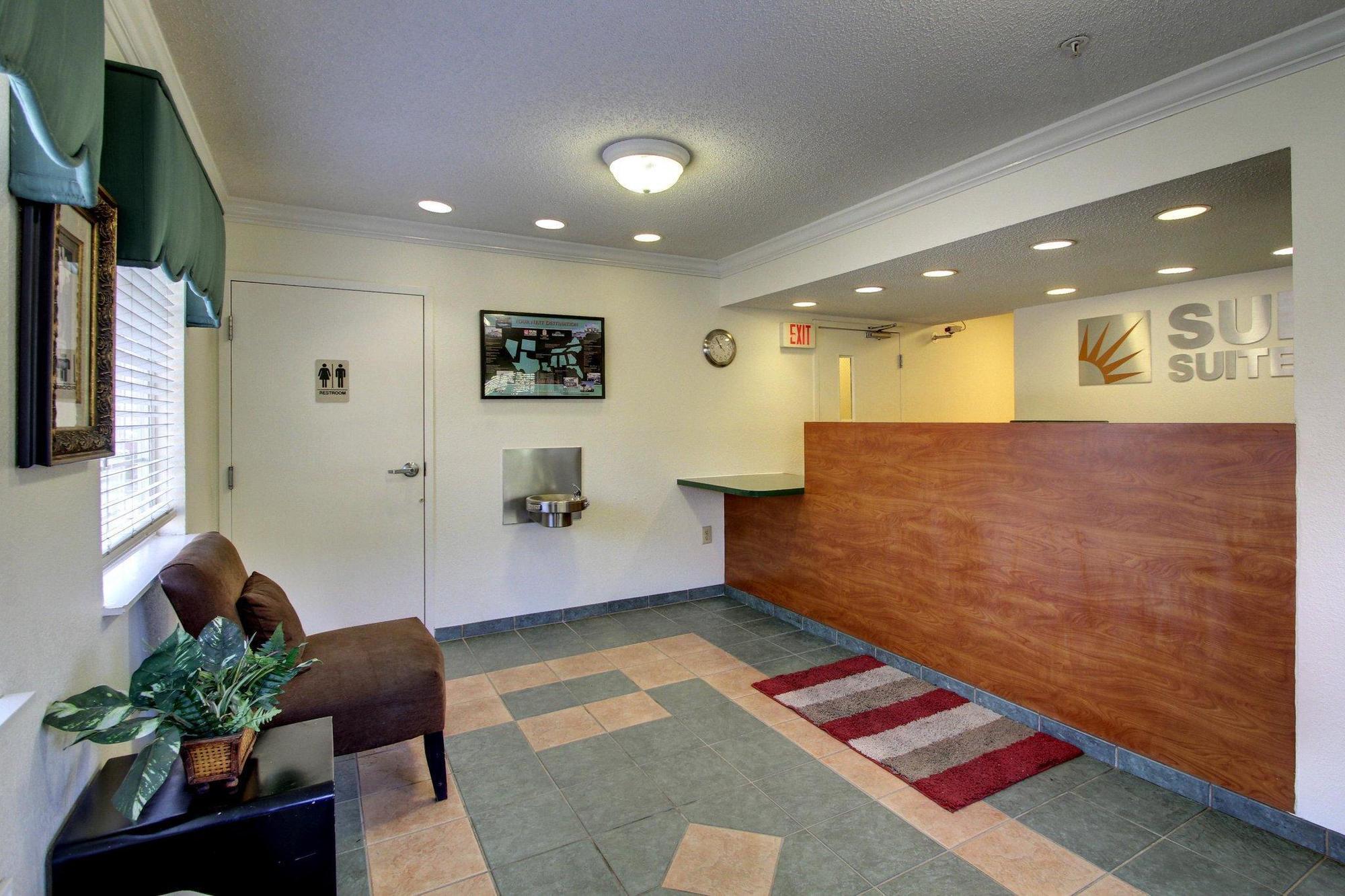 Intown Suites Extended Stay Birmingham Al - Lakeshore Parkway Esterno foto